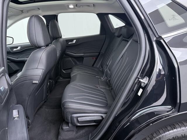 Ford KUGA 2.5 PHEV 225 pk Vignale | Trekhaak | Pano | Winter Pack | Camera's | 19" | Adapt. cruise | Adapt. LED | 100% dealer onderh.
