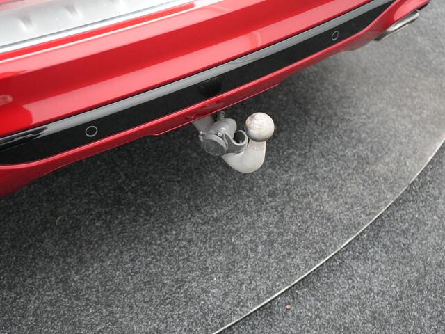 Ford KUGA 2.5 Vignale PHEV 225pk Dealer O.H. | Trekhaak Af Fabriek | Panodak | Adaptive Cruise | Head Up | Bang & Olufsen | 360 Camera | Lederen Comfortzetels Memory & Verwarmd | Keyless | Stuur Verwarmd | Blis | 20"L.M | Navigatie | Plug In Hybrid |