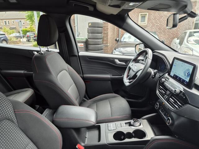 Ford KUGA 2.5 PHEV ST-Line