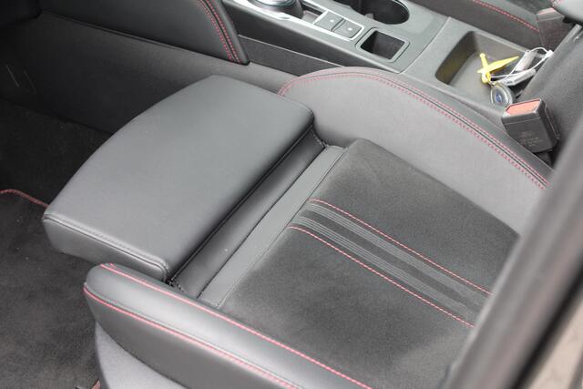 Ford KUGA 2.5 PHEV ST-Line X | NL Auto | Winterpack | AGR Stoelen | Adaptieve Cruise Control | Electrische Achterklep | B&O Audio |