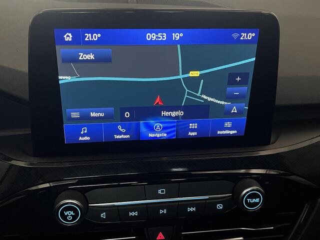 Ford KUGA 2.5 PHEV ST-Line X / Panorama schuifdak / 1.500 kg trekgewicht / Parkeer assistent / Navi / B&O audio / Apple Carplay Android / Stuur-, stoel- en achterbankverwarming / Elektr. stoel & klep / 19" LM wielen /