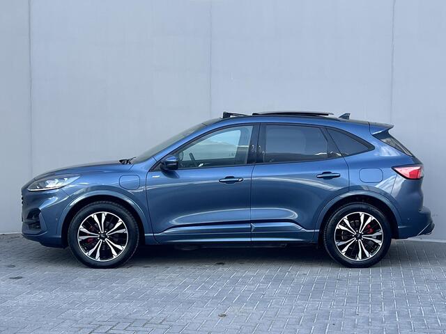 Ford KUGA 2.5 PHEV ST-Line X / Panorama schuifdak / 1.500 kg trekgewicht / Parkeer assistent / Navi / B&O audio / Apple Carplay Android / Stuur-, stoel- en achterbankverwarming / Elektr. stoel & klep / 19" LM wielen /