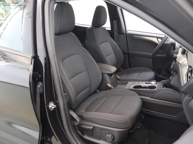 Ford KUGA 2.5 PHEV Titanium | Trekhaak Afneembaar | Stoelverwarming | Parkeercamera | Cruise Control | Navigatie |