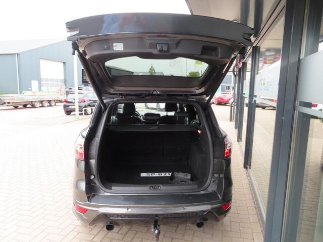 Ford KUGA 1.5 EcoBoost ST Line Ecc Navi Trekhaak 18 Inch 2018