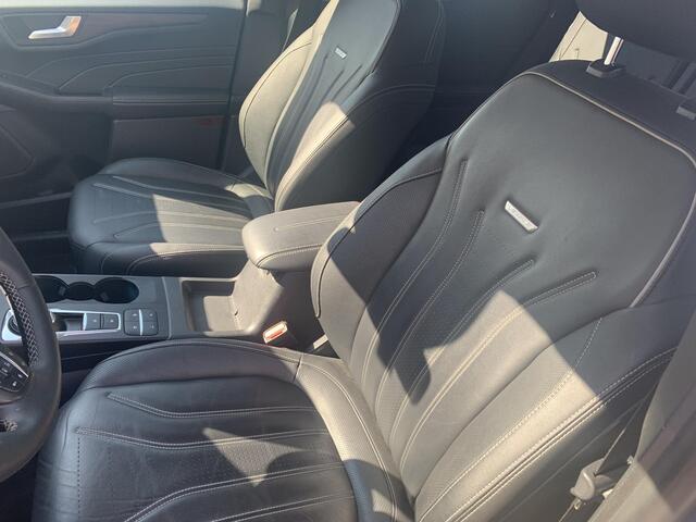 Ford KUGA 2.5 PHEV Vignale | Trekhaak elektrisch uitklapbaar | Panoramadak | Adaptive cruise control | Head up display | 19 inch | Winter Pack