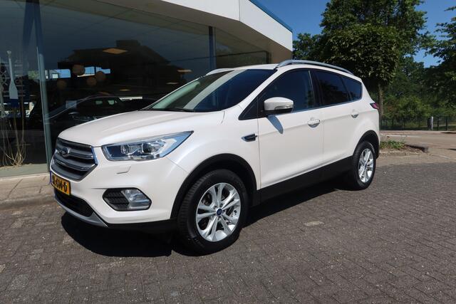 Ford KUGA 1.5 150PK Titanium I Trekhaak I CLIMA I CRUISE I PDC I 2.000kg Trekgewicht !