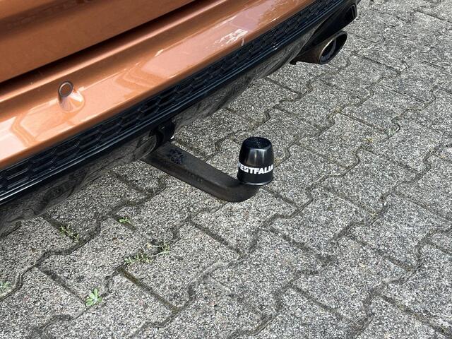 Ford KUGA 1.5 EcoBoost Vignale | Winterpack | Panoramadak | Trekhaak | 2000kg Trekgewicht