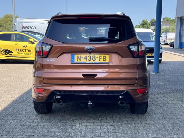 Ford KUGA 1.5 EcoBoost Vignale | Winterpack | Panoramadak | Trekhaak | 2000kg Trekgewicht
