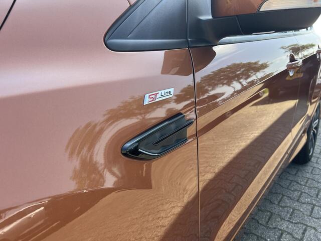Ford KUGA 1.5 EcoBoost Vignale | Winterpack | Panoramadak | Trekhaak | 2000kg Trekgewicht