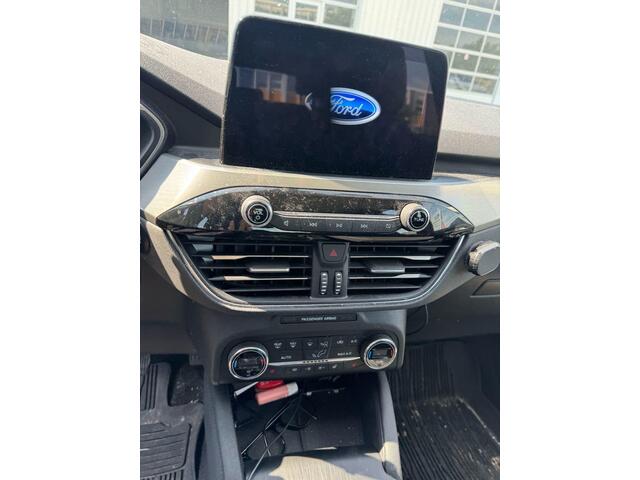 Ford KUGA 2.5 PHEV Titanium | Winterpack | Cruise Control