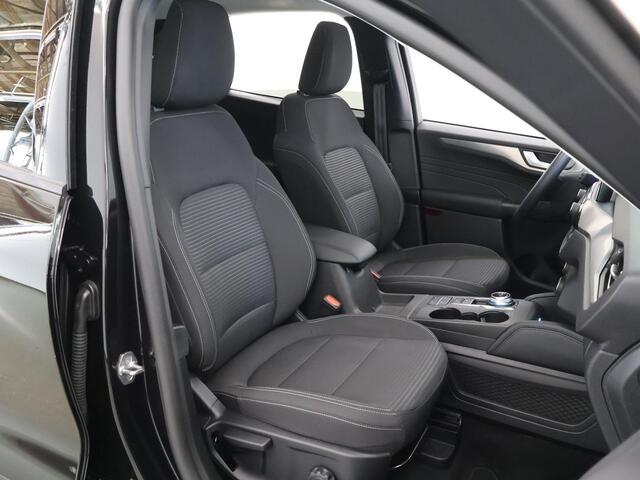 Ford KUGA 2.5 PHEV Titanium | Winterpakket | Cruise Control Adaptief | Navigatie | Parkeercamera | Climate Control |
