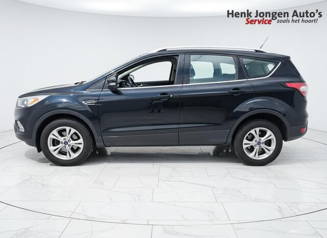 Ford KUGA 1.5 EcoBoost Titanium uit 2017 Rijklaar + 12 maanden Bovag-garantie Henk Jongen Auto's in Helmond, al 50 jaar service zoals 't hoort!