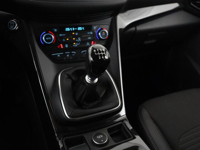 Ford KUGA 1.5 EcoBoost Titanium | Half leder | Stuur/stoelverwarming | Cruise control | Climate control | Park assist | Navigatie | Trekhaak