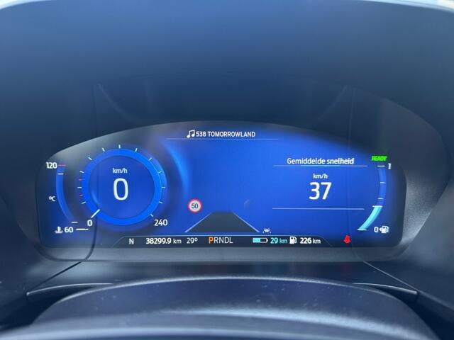 Ford KUGA Plug-In Hybrid Titanium X | Camera v+a | PDC v+a | Navigatie | 17" LM velgen