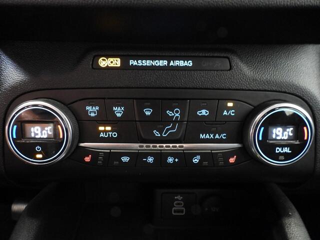 Ford KUGA 2.5 PHEV Plug-In Cool&Connect TREKH./NAVI/CLIMA/WINTERPACK/17"LMV!