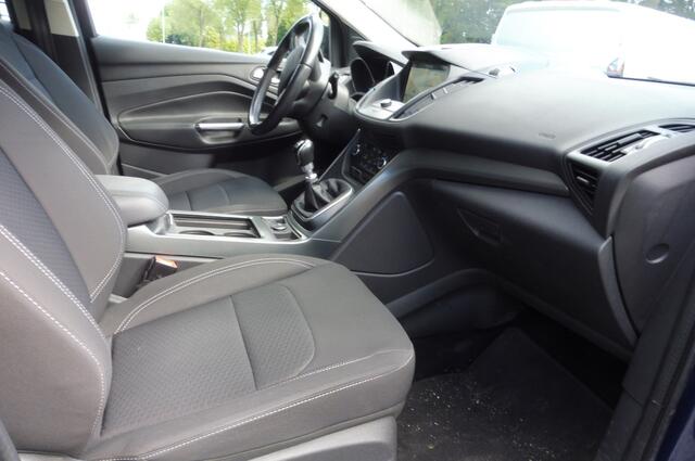 Ford KUGA 1.5 EcoBoost Navigatie Achteruitrijcamera CrC 17i lmv Trekhaak 1.800kg