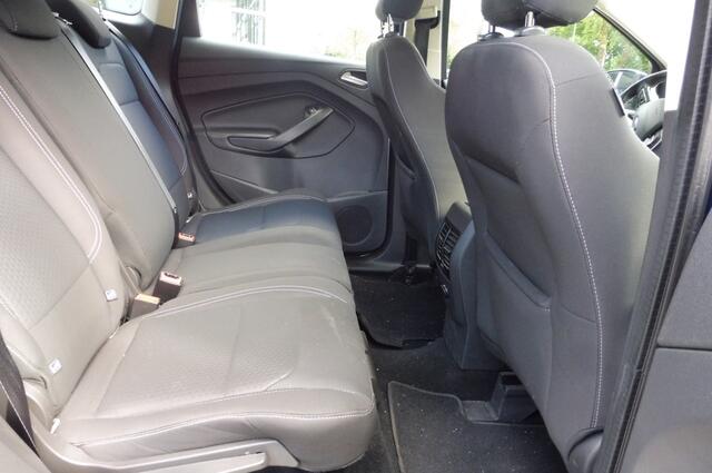 Ford KUGA 1.5 EcoBoost Navigatie Achteruitrijcamera CrC 17i lmv Trekhaak 1.800kg