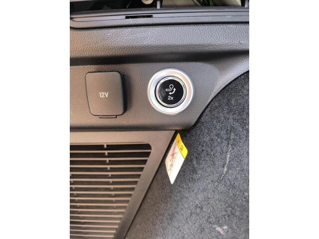 Ford KUGA 2.5 PHEV Titanium Stoel verwarming voor + achter, Camera, electr inklapbare trekhaak, Dab+, climate + cruise control, electr stuur + voorruit verwarming
