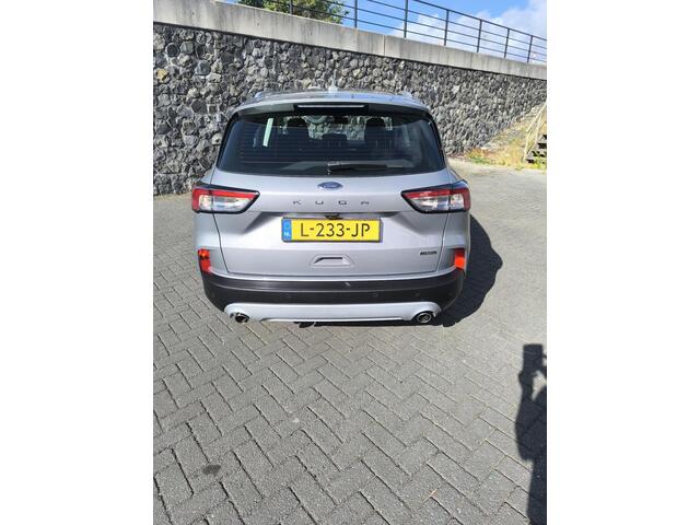 Ford KUGA 2.5 PHEV Titanium Stoel verwarming voor + achter, Camera, electr inklapbare trekhaak, Dab+, climate + cruise control, electr stuur + voorruit verwarming