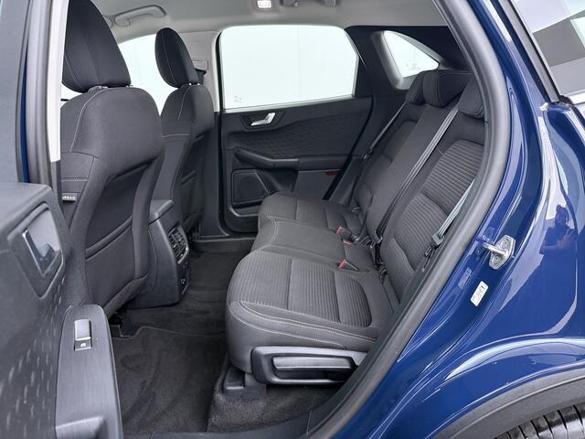 Ford KUGA 2.5 PHEV 225pk Titanium | Winterpack | Cruise control | Climate Control | Parkeersens V&A | Apple carplay / Android auto |
