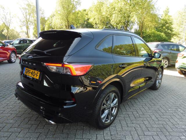 Ford KUGA 150pk ST-Line X Panodak Elek.trekhaak en alle Packs