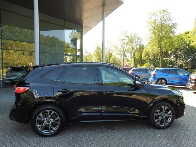 Ford KUGA 150pk ST-Line X Panodak Elek.trekhaak en alle Packs