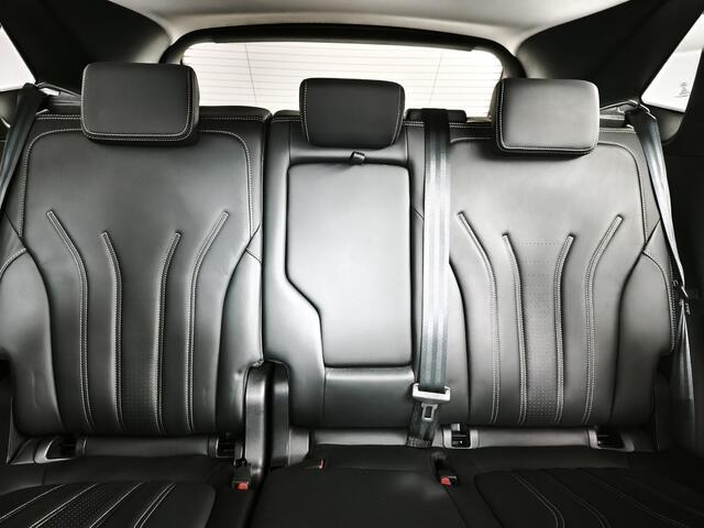 Ford KUGA 2.5 PHEV Vignale | Trekhaak | Head-up | Leder |