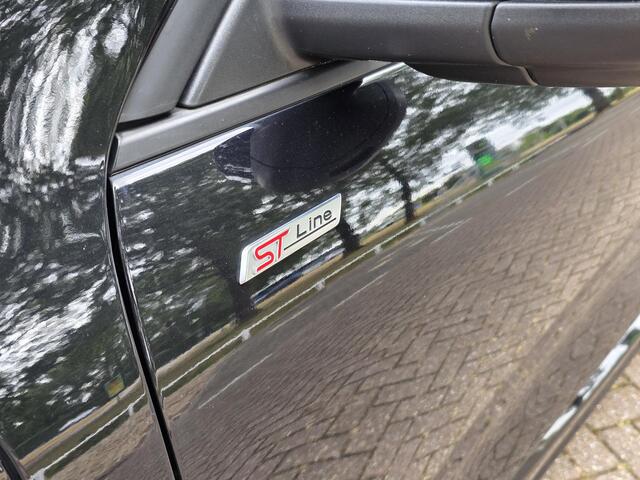 Ford KUGA 2.5 PHEV ST-Line | PDC + Camera | ECC | Navigatie |Winter-pack | LM Velgen | Apple CarPlay/Android Auto |