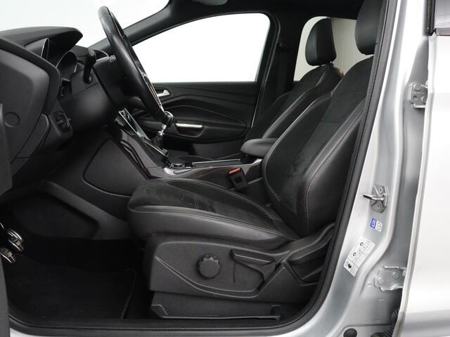 Ford KUGA 1.5 EcoBoost ST Line | Panoramadak | Leder/alcantara | Stuur/stoel verwarming | Cruise control | Navigatie |Camera | Park assist | Climate control | Trekhaak