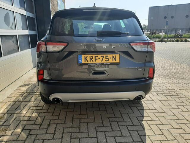 Ford KUGA 2.5 PHEV Titanium