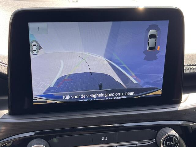 Ford KUGA 2.5 PHEV Vignale / Accu SoH 91,96 % / Panorama schuifdak / Afn. trekhaak 1.500 kg / HUD / Camera / Navigatie / Apple Carplay Android / Elektr. stoel & klep / 20" LM wielen /