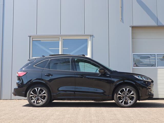 Ford KUGA 2.5 PHEV ST-Line X / Pano / Winter pack / HUD