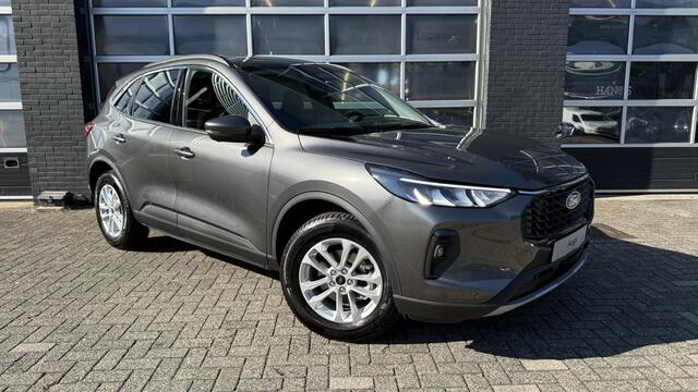 Ford KUGA MCA (MY2026.75) Titanium 2.5 Plug-in Hybride e-CVT automaat 2.5 PHEV Titanium | Elektrische trekhaak | Stoel en stuur verwarming |Achteruitrijcamera | Dodehoeksensor | Bluie Cruise Voorbereiding