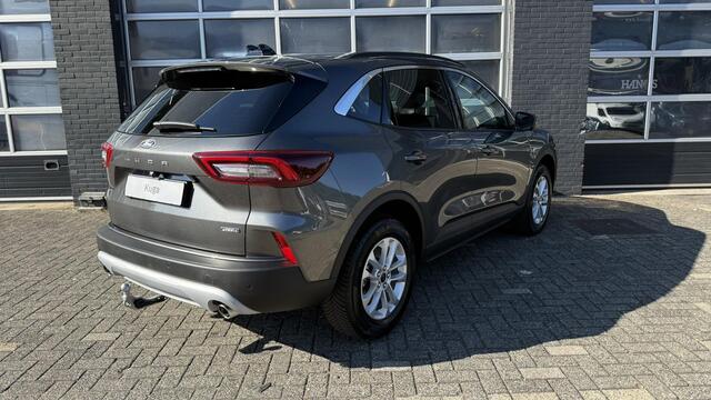 Ford KUGA MCA (MY2026.75) Titanium 2.5 Plug-in Hybride e-CVT automaat 2.5 PHEV Titanium | Elektrische trekhaak | Stoel en stuur verwarming |Achteruitrijcamera | Dodehoeksensor | Bluie Cruise Voorbereiding