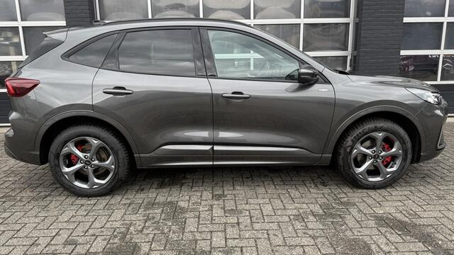 Ford KUGA MCA (MY2026.75) ST-Line X 2.5 Plug-in Hybride e-CVT automaat 2.5 PHEV ST-Line X | PRIVATE LEASE VOORRAAD ACTIE €582,- maandelijks | Trekhaak | Winterpack | All Weather banden