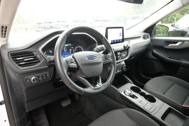 Ford KUGA 2.5 PHEV Titanium 224 PK | Winterpack | Stoelverwarming | Navigatie | Parkeersensoren | CarPlay | Climate Controle |