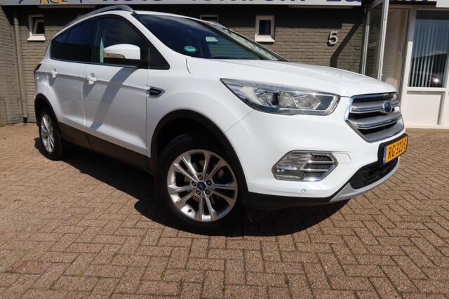 Ford KUGA 1.5 ECOBOOST TITANIUM, NAVI, CAMERA, TREKHAAK ENZ...
