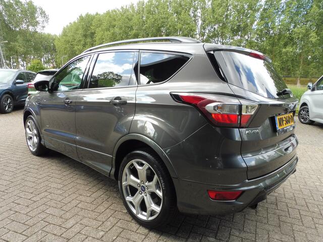 Ford KUGA 182pk AWD ST Line Elek.haak Camera Xenon Parkassist Navi 19i lmv