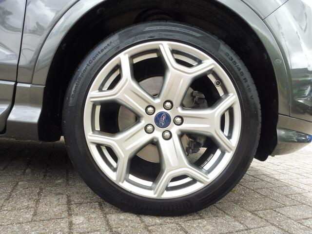 Ford KUGA 182pk AWD ST Line Elek.haak Camera Xenon Parkassist Navi 19i lmv