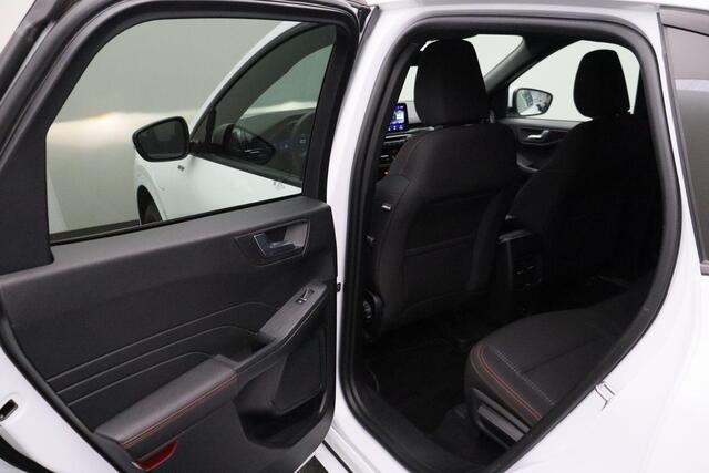 Ford KUGA 2.5 PHEV ST-Line 2022 | Trekhaak | Voorstoelen Verwarmd | Achteruitrij Camera | Keyless | Parkeersensoren | Carplay | DAB Radio | Boekjes | 2 Sleutels