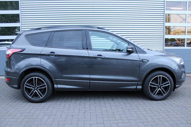 Ford KUGA 1.5 EcoBoost Trend Ultimate ,150pk , trekhaak , elektr A klep