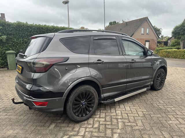 Ford KUGA 1.5 EcoBoost ST Line