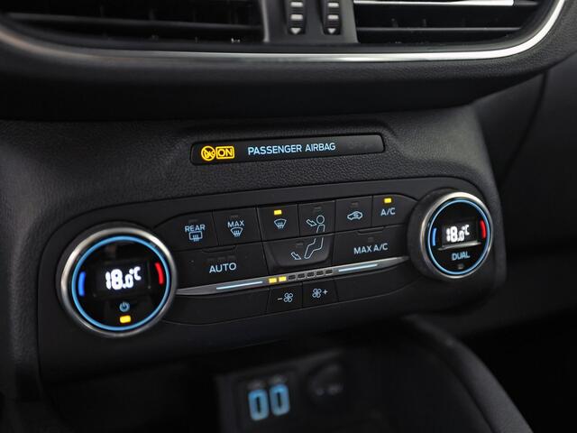Ford KUGA 2.5 PHEV Titanium 225Pk Automaat (VIRTUAL COCKPIT, APPLE CARPLAY, GROOT NAVI, CAMERA, SPORTSTOELEN, KEYLESS, GETINT GLAS, LANE ASSIST, NIEUWSTAAT)