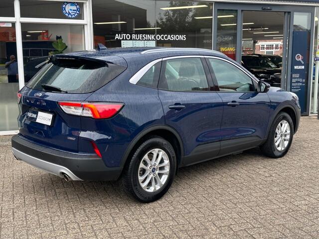 Ford KUGA 2.5 PHEV TITANIUM