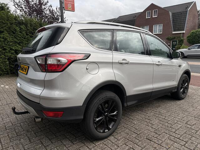 Ford KUGA 1.5 EB 180pk AWD Titanium Aut., Trekhaak | Navi | Clima | Orig NL auto