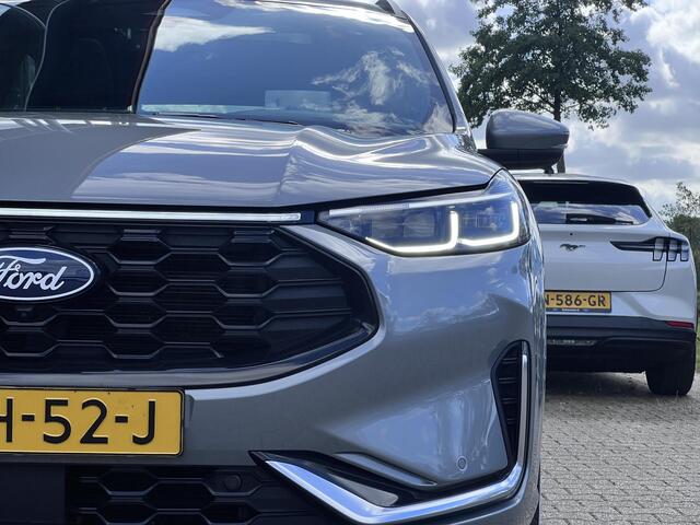 Ford KUGA 2.5 PHEV ST-Line X | Panoramadak | Wegklapbare trekhaak | Driver Assistance Pack | Winterpack | 19 inch Lichtmetaal | AGR-stoelen | Bang&Olufsen | Elektrische achterklep | 2.100kg Trekgewicht