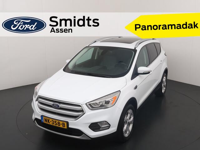 Ford KUGA 1.5 EcoBoost Titanium 150pk | Pano | Trekhaak | Cruise | Climate Control | NL auto | Apple/Android auto | All seasons |