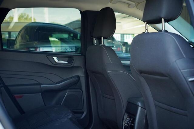 Ford KUGA 2.5 PHEV Titanium / Afneembare trekhaak / Privacy Glass / Stoelverwarming / Incl BTW
