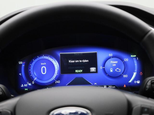 Ford KUGA 2.5 PHEV Titanium | Lederen Bekleding | Camera | PDC Voor+Achter | Keyless | Cruise Control & Snelheidsbegrenzer | Full-Map Navigatie | 17" LMV | Privacy Glass | Draadloze Smartphonelader | Apple Carplay & Android Auto