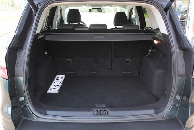 Ford KUGA 1.5 150 pk EcoBoost Titanium Mooie, chique en luxe Ford Kuga, hoge in- en uitstap ! Trekhaak, Climate Controle, Cruise Controle